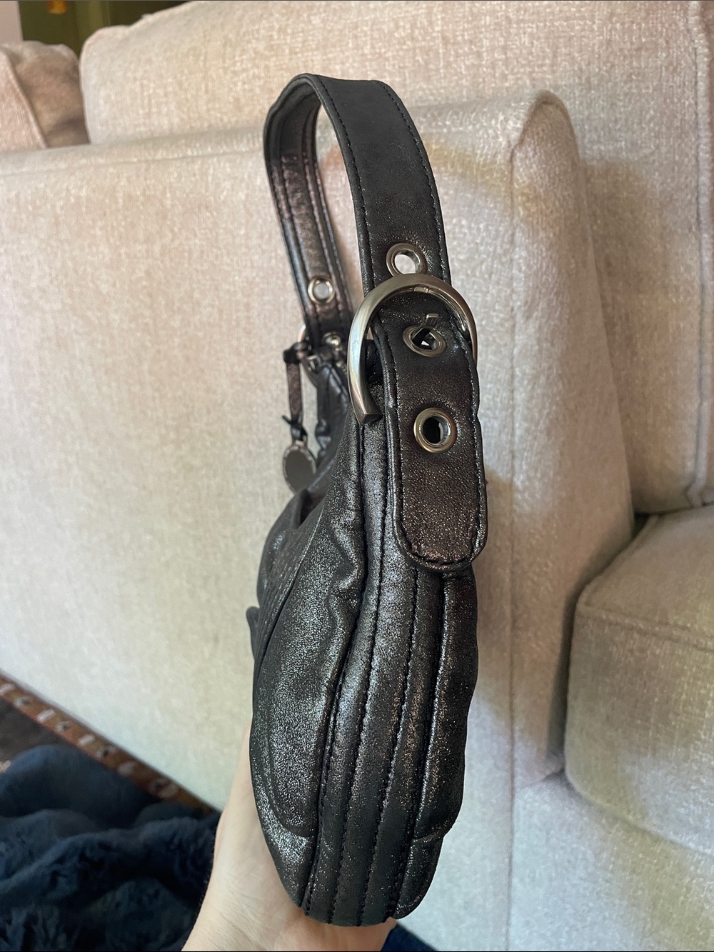 Stuart Weitzman Metallic Black Quilted Shoulder Bag Authentic - Picture 6 of 12